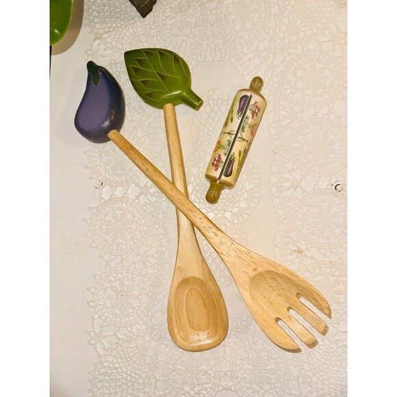 Vegetable kitchen eggplant spoon and fork salad set w/ recipe card holder - Picture 3 of 6